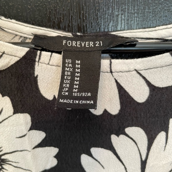 Adorable Flower Dress - Picture 5 of 7